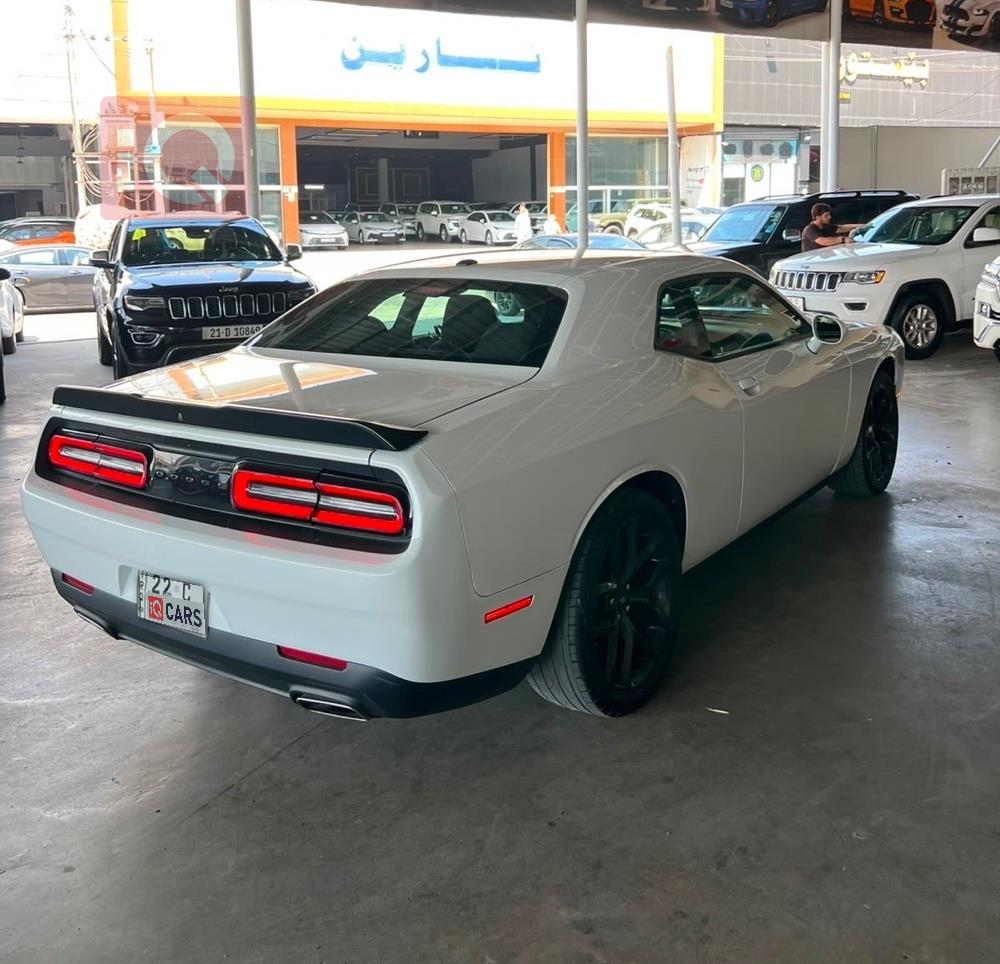 Dodge Challenger